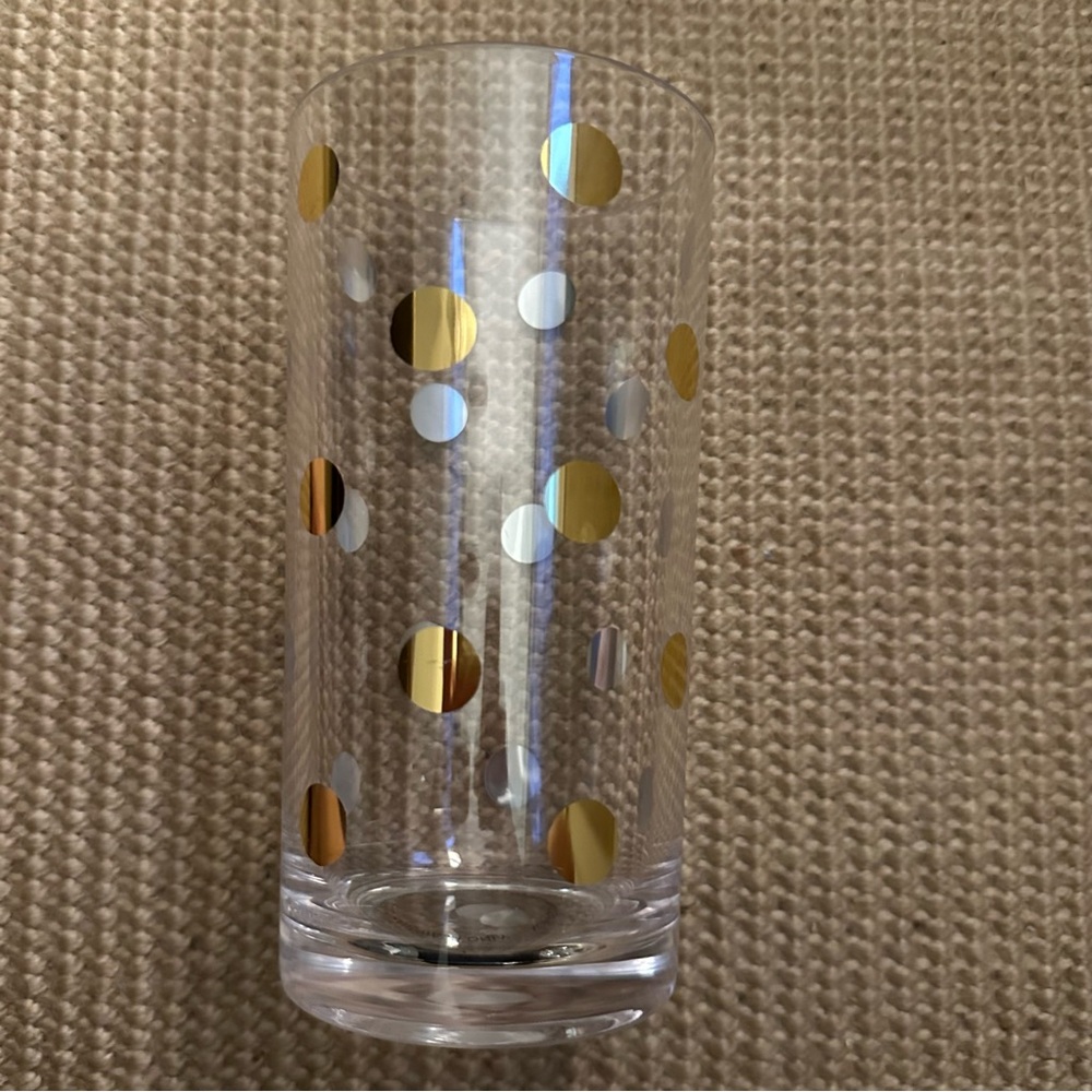 Kate Spade Gold Dots Acrylic Tumblers, New! Set of 2 - Picture 8 of 10